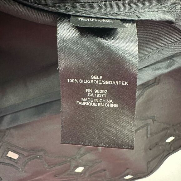 Tibi New York Women’s Black Silk Eyelet Elbow Length Pull Over Blouse - Picture 4 of 8